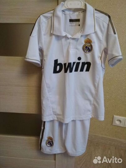 Комплект футбольной формы Real Madrid