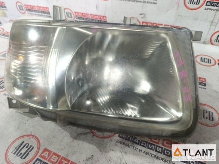 Фара правая toyota succeed