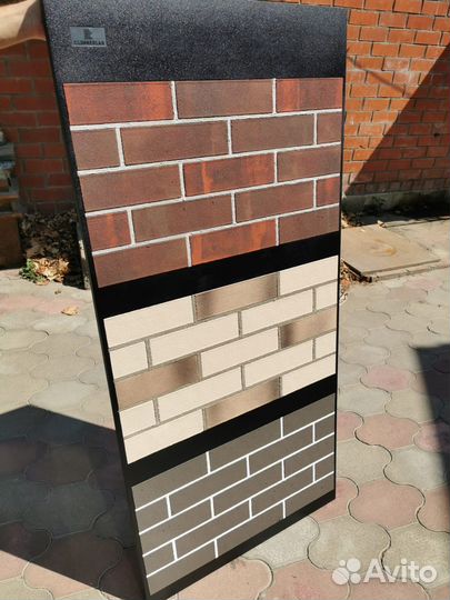 Гибкий кирпич на сетке для фасада