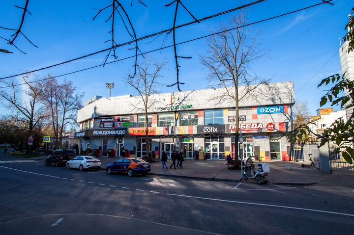 10м² в прикассе Чижика, 2500чел/день