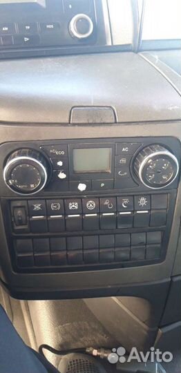 MAN TGX 18.440 с полуприцепом, 2009