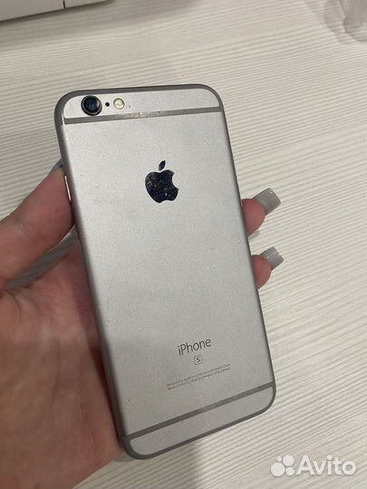 Телефон iPhone 6s