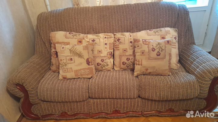 Диван бу, 2 кресла бу, шкаф бу, стол