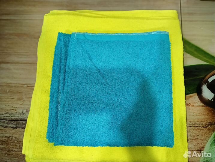 Махровые полотенца новые