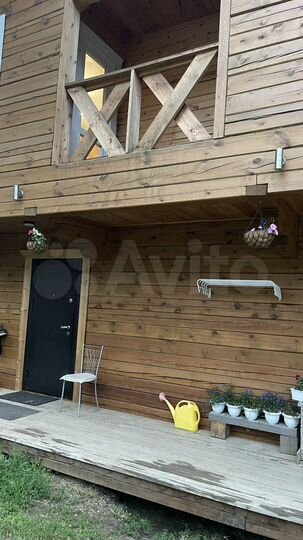 Дом 196 м² на участке 5 сот.