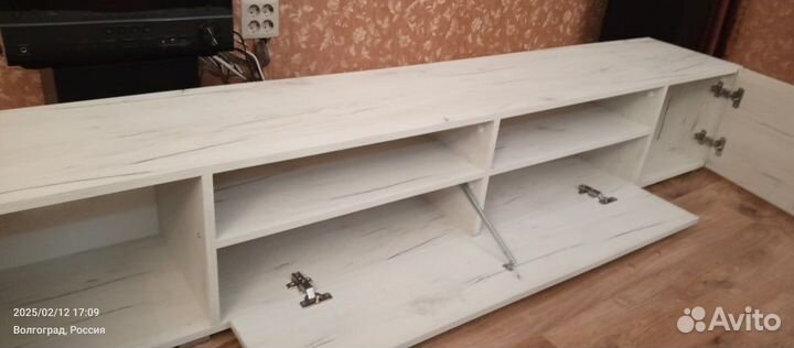 Тумба под телевизор подвесная / напольная