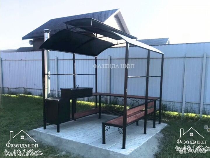 Мангал с крышей