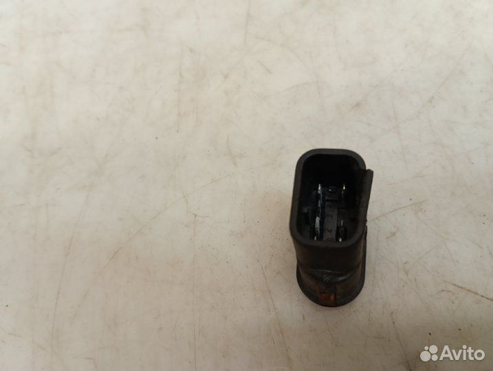 Кнопка стеклоподъемника Chevrolet Niva 21236 1.7