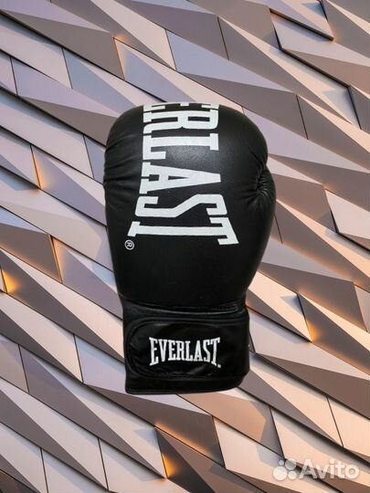 Боксерские перчатки everlast