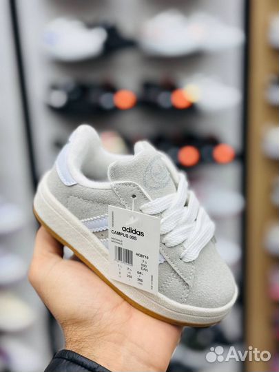 Крассовки новые 23 размер