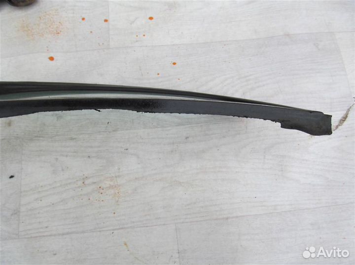 Стекло кузовное глухое правое Volkswagen Tiguan