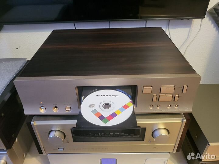 Luxmаn D-700s проигрыватель CD Hi-End