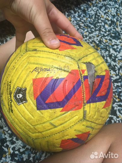 Футбольный мяч nike strike