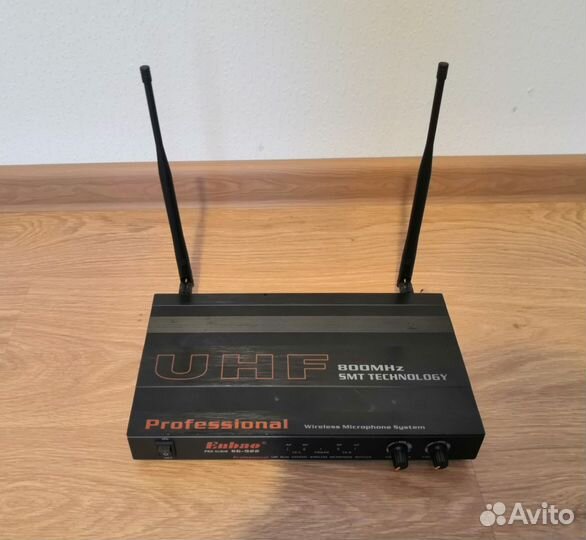 Двухмикрофонная радиосистема enbao SG-922 HS uhf 8