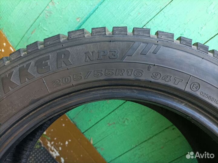 Maxxis ArcticTrekker NP3 205/55 R16 94T