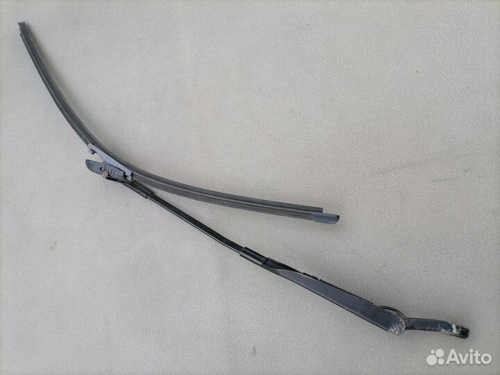 Поводок передний левый для Mercedes Benz W220 1999