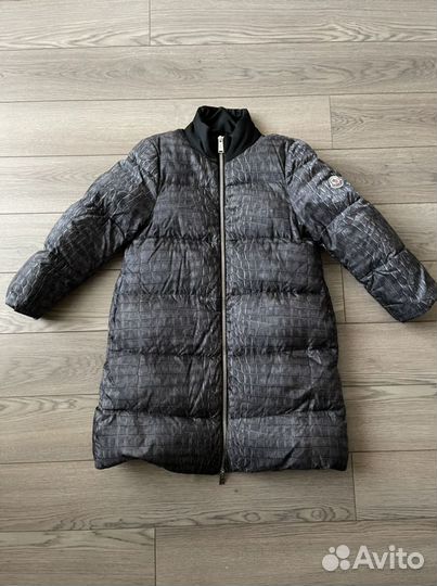 Пуховик Moncler