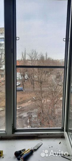 Ремонт металлопластиковых окон. Замена уплотнителя