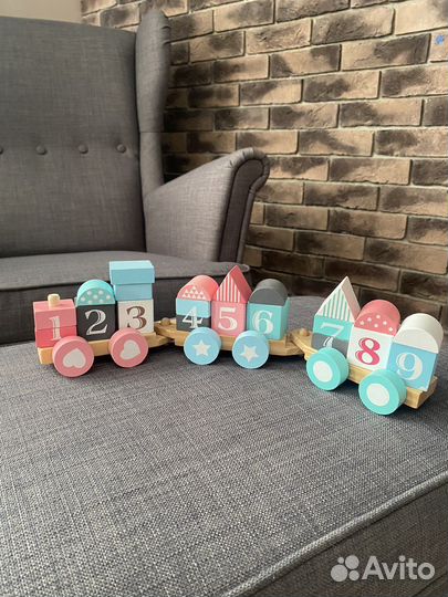 Паровоз деревянный