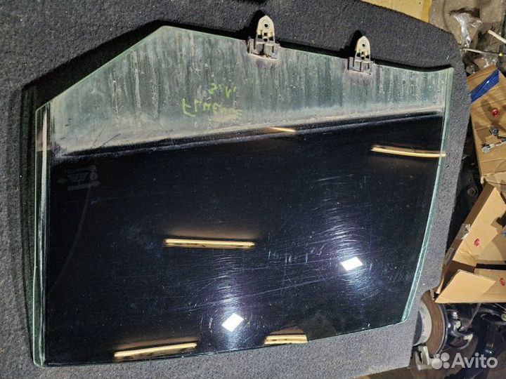 Стекло двери заднее левое Renault Fluence седан