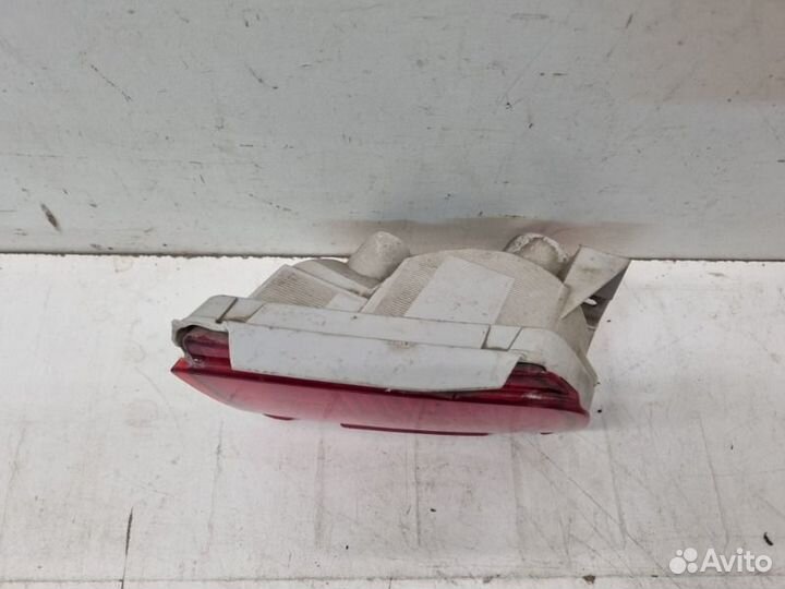 Фонарь противотуманный задний правый Toyota Land