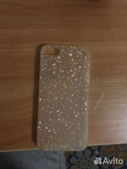 Чехлы на iPhone 5s