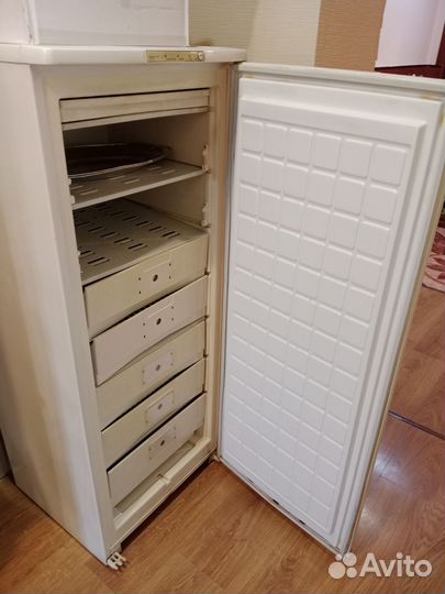 Морозилка Бирюса