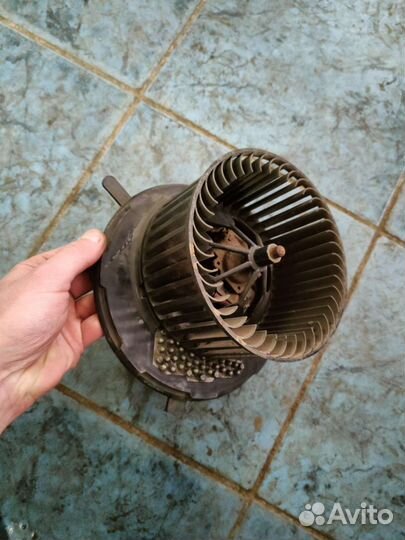 Винтелятор печки Volkswagen Passat b7