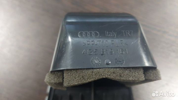 Решетка вентиляционная Audi A6 C7 cdnb 2012