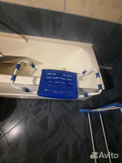 Сиденье для ванны