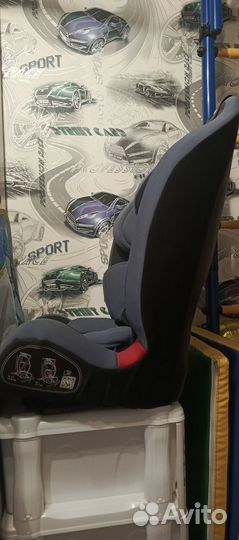 Автомобильное детское кресло от 9 до 36 кг