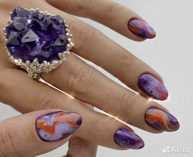 Мастер маникюра и педикюра