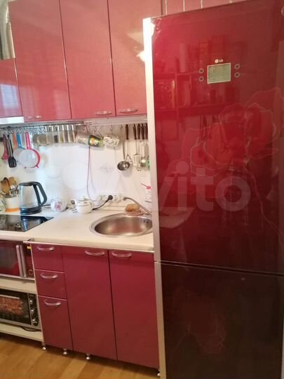 2-к. квартира, 45 м², 1/9 эт.
