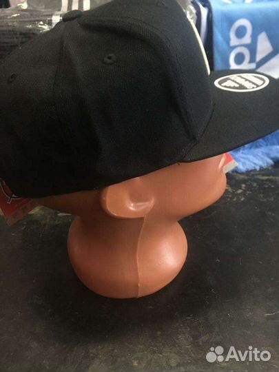 Adidas кепка новая, LA