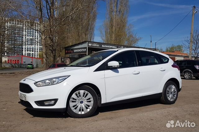 Ford Focus 1.6 AMT, 2018, 140 000 км с пробегом, цена 1449000 руб.