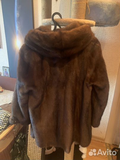 Шуба норковая куплена в Дубае