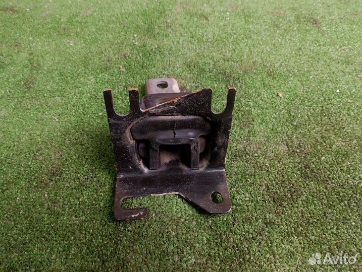 Подушка МКПП Renault Logan 1.6 2017