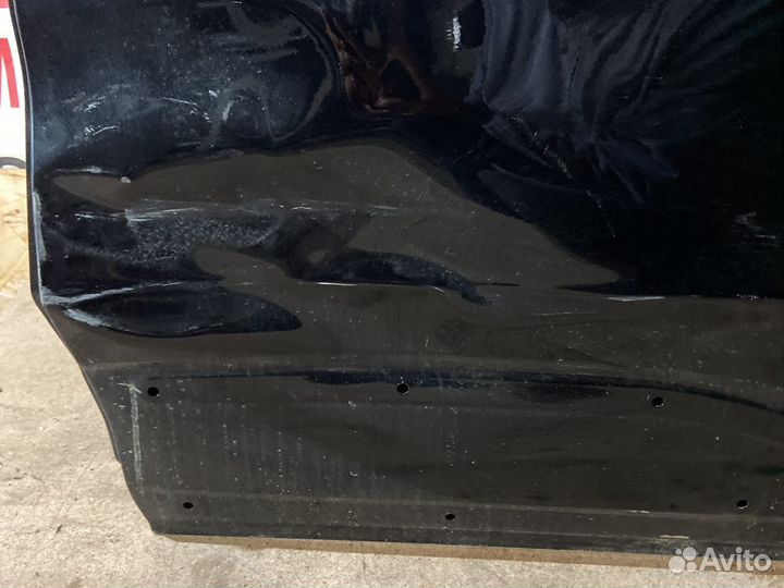 Задняя левая дверь Toyota Raf 4 2020-2021