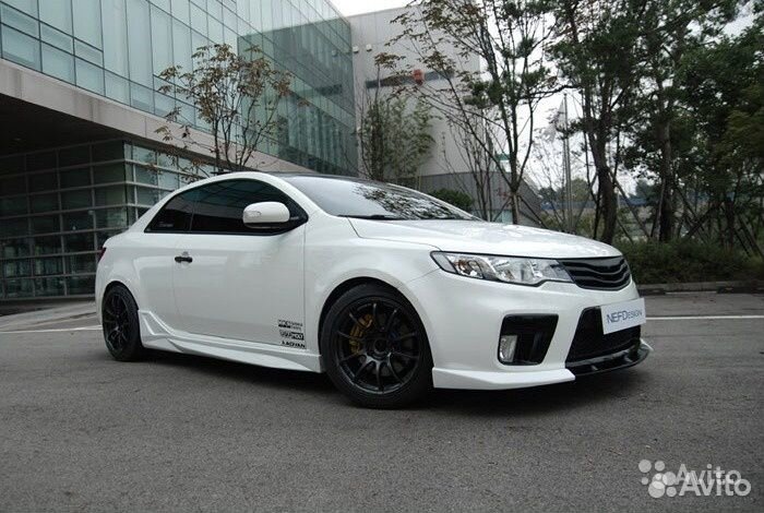 Накладка переднего бампера Kia Cerato Forte