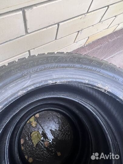 Triangle PL02 225/45 R18