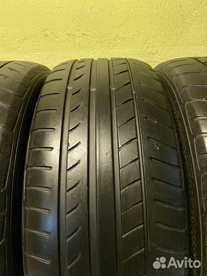 Dunlop SP Sport Maxx TT DSST 225/60 R17 99V