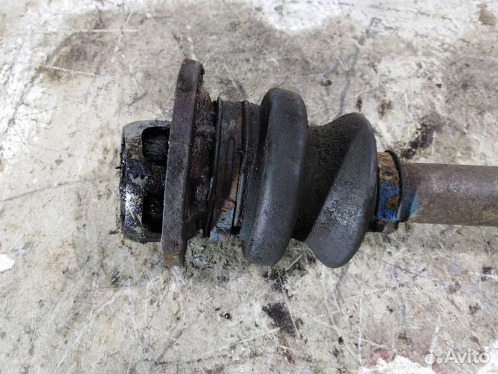 Привод задний Мерседес W201 C