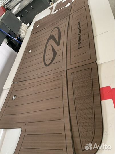 Палубное покрытие на Regal