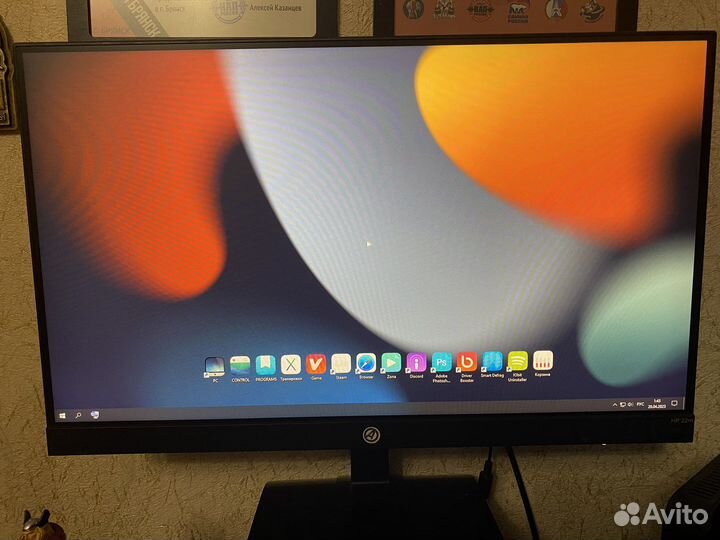 Монитор HP m22