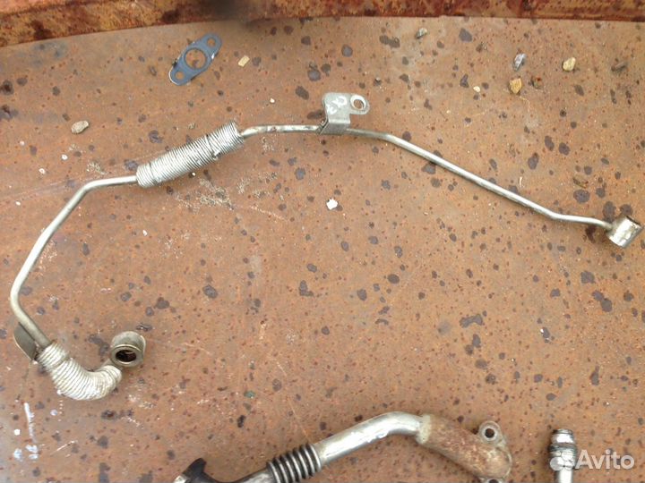 Трубка подачи масла Мазда сх-7