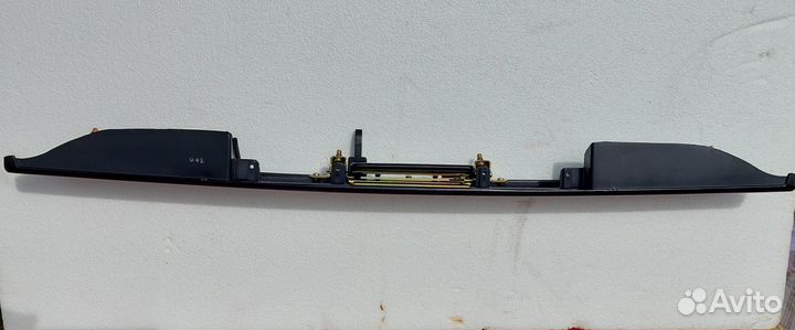 Накладка пластиковая с ручкой открывания двери