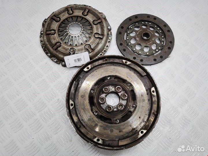 Маховик (демпфер сцепления) для Audi A4 B5