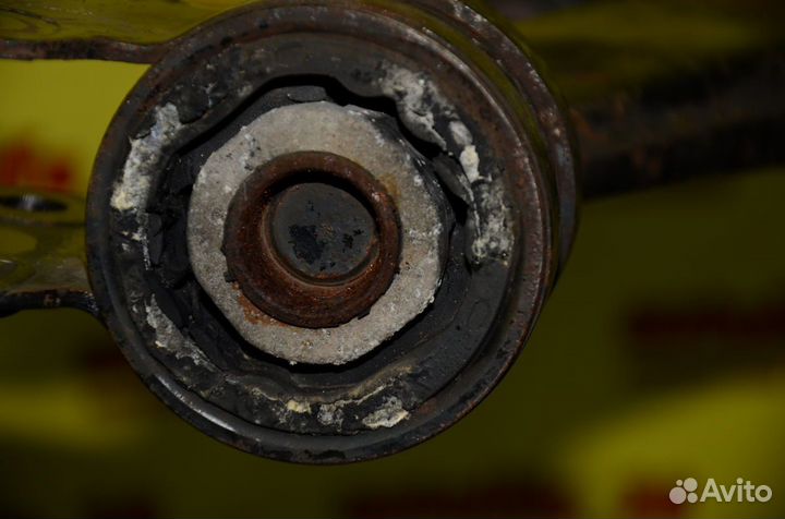 Рычаг передний правый Ford Focus 2