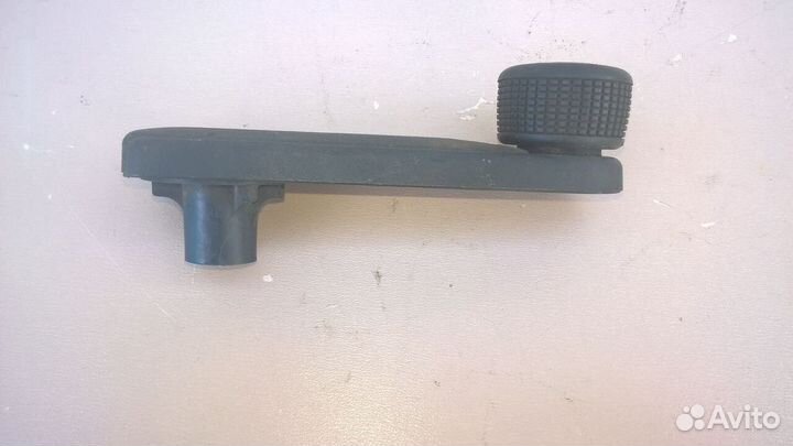 Ручка стеклоподъемника б/у VW Пассат В-3 1988-1992