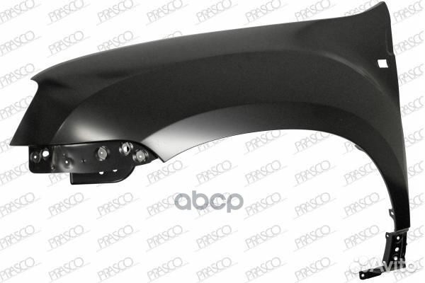 Крыло переднее лев. с боковым отверст. под